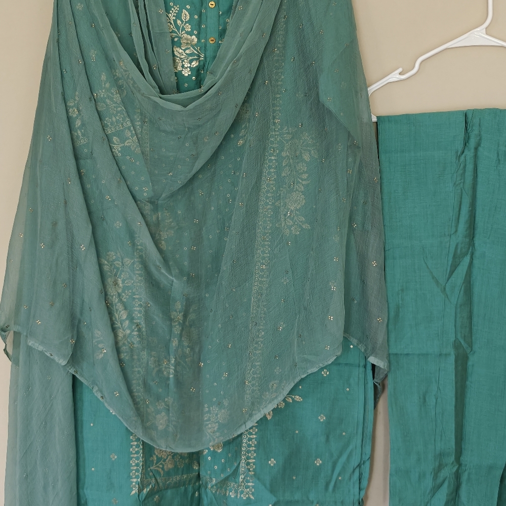 Women's Indian Festive Wear